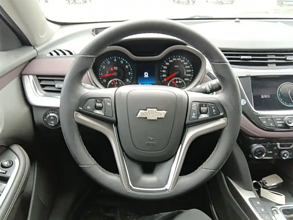 Chevrolet Malibu 2016 1.6T Automatic Luxury Edition фото 11