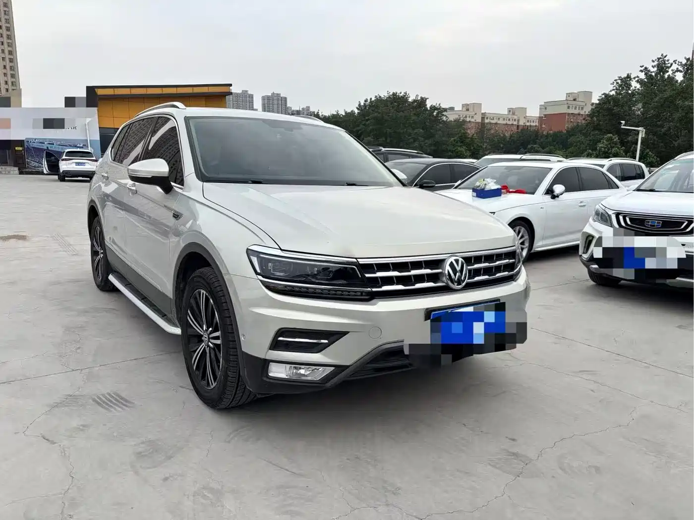 Volkswagen Tiguan L 2017 330TSI Automatic 2WD Flagship Edition фото 3