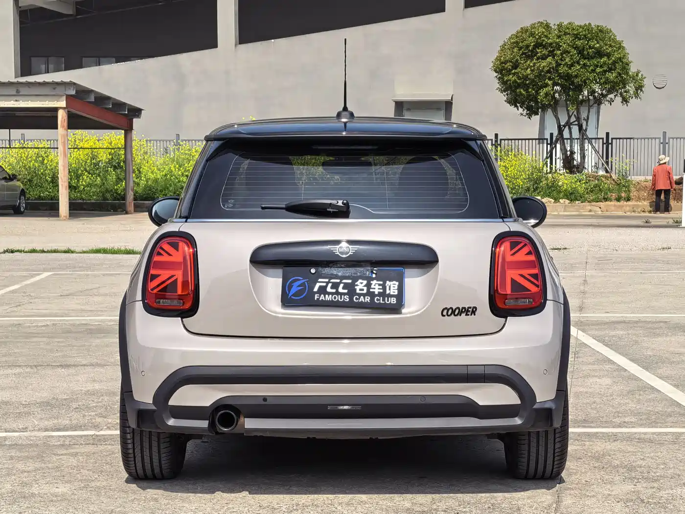 MINI 2022 1.5T COOPER Artist фото 3