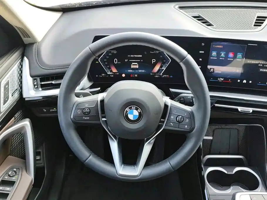 BMW X1 2025 sDrive25Li X Design Package фото 7