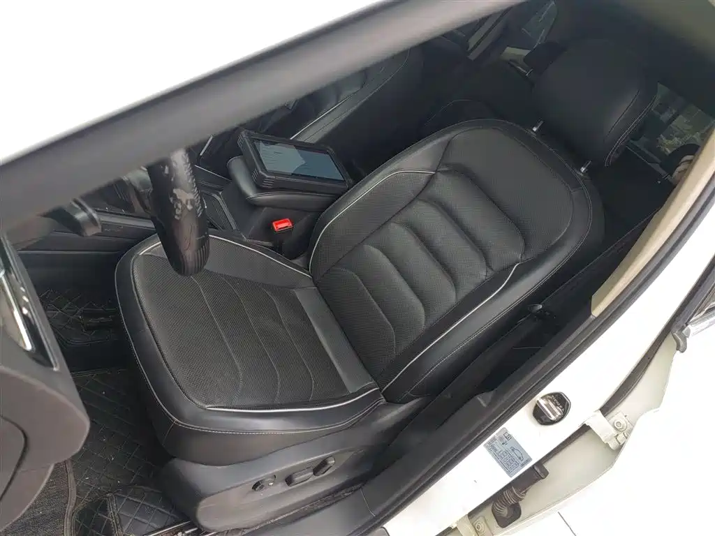 Volkswagen Tiguan L 2018 330TSI Automatic 2WD Flagship Edition фото 7