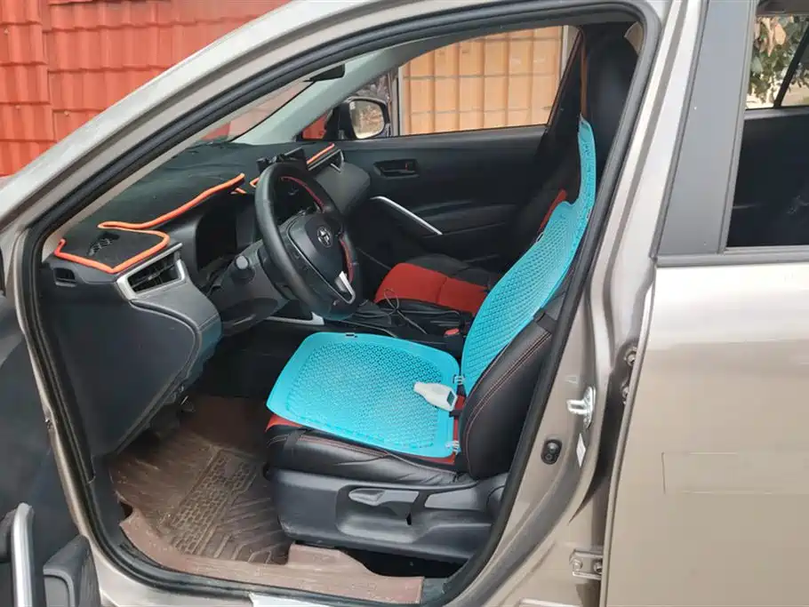 TOYOTA FENGLANDA