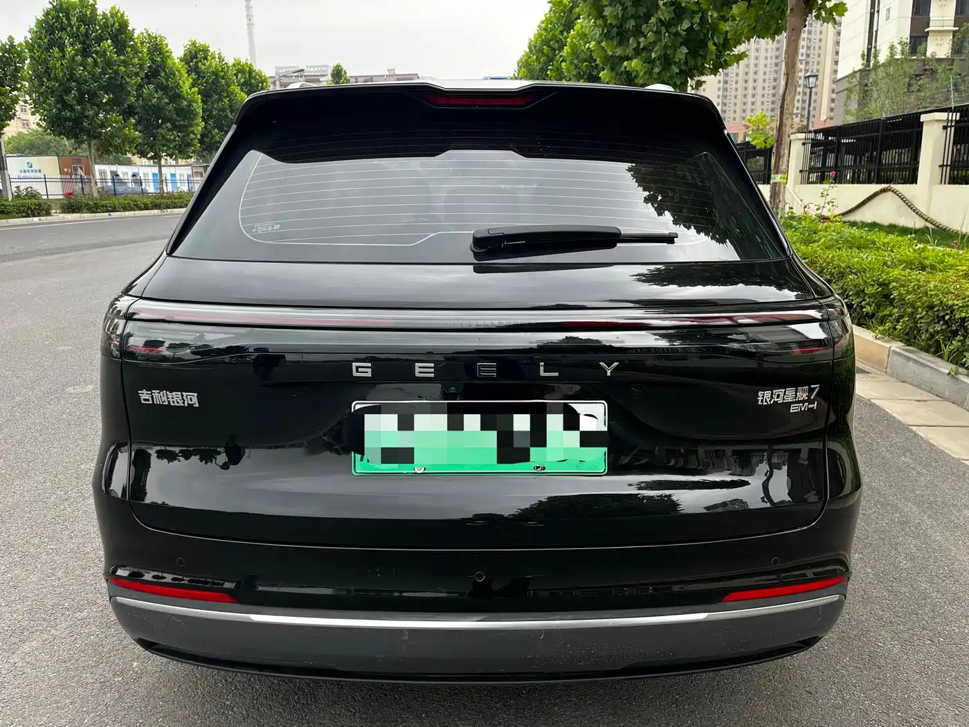 Geely Galaxy Galaxy Starship 7 EM-i 2025 Model 120km Explorer+ Edition фото 8