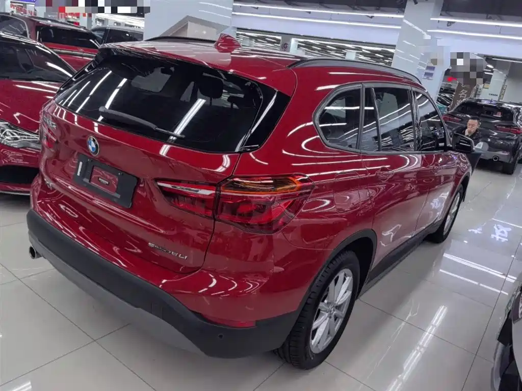 BMW X1 2019 sDrive18Li Fashion Model фото 23