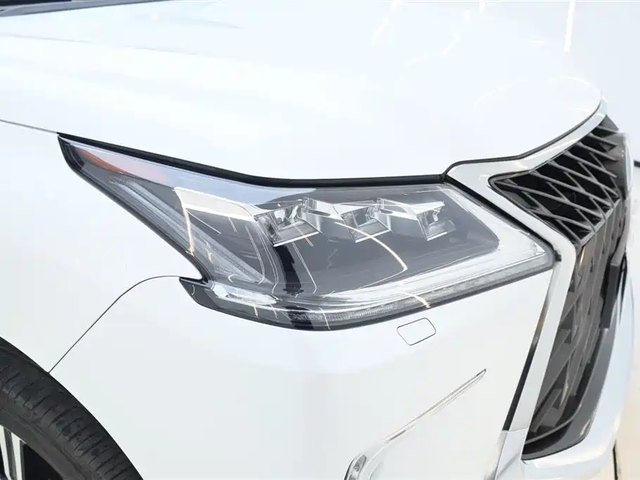Lexus LX 2017 570 Peak Special Limited Edition фото 9