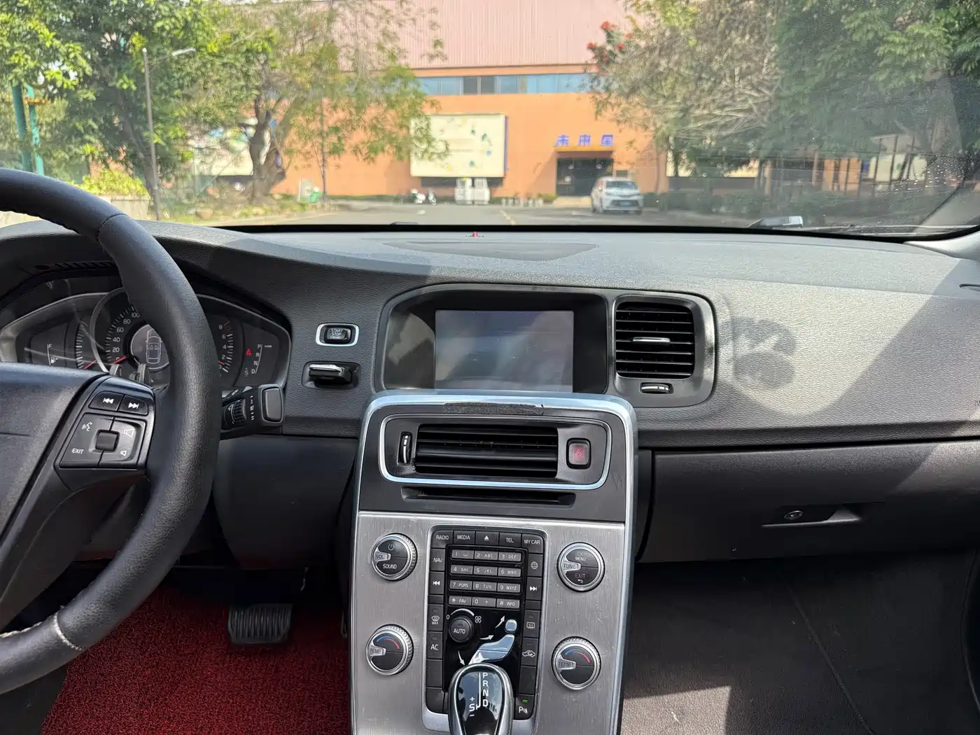 Photo 17 - Volvo S60