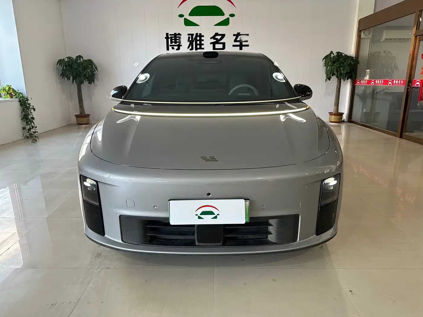 Li Auto i6 2026 2025 4WD Base Model