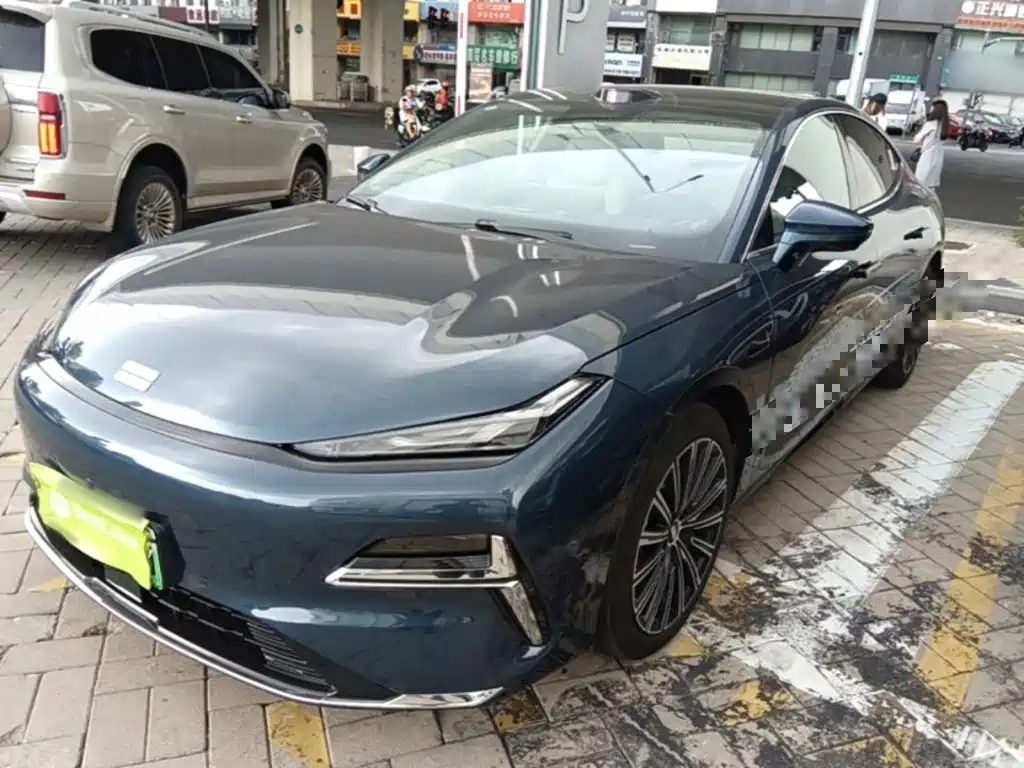 Geely Galaxy Galaxy Xingyao 8 2025