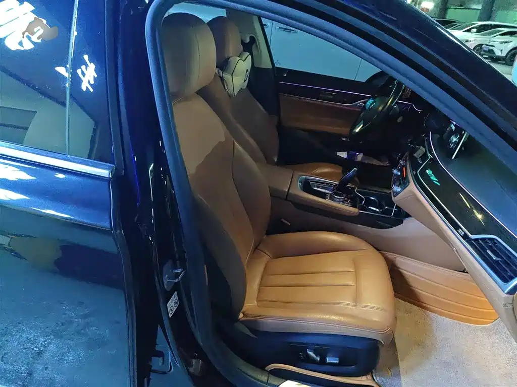 BMW 7 Series 2018 730Li Leading Type Excellence Package фото 23