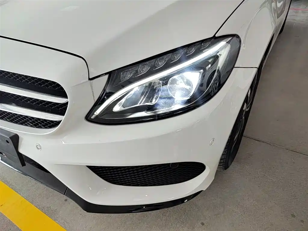 Mercedes-Benz C-Class 2017 Facelift C 200 Sport Edition фото 24