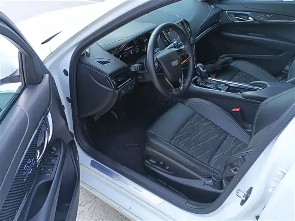 Cadillac ATS-L 2017 28T Technology фото 16
