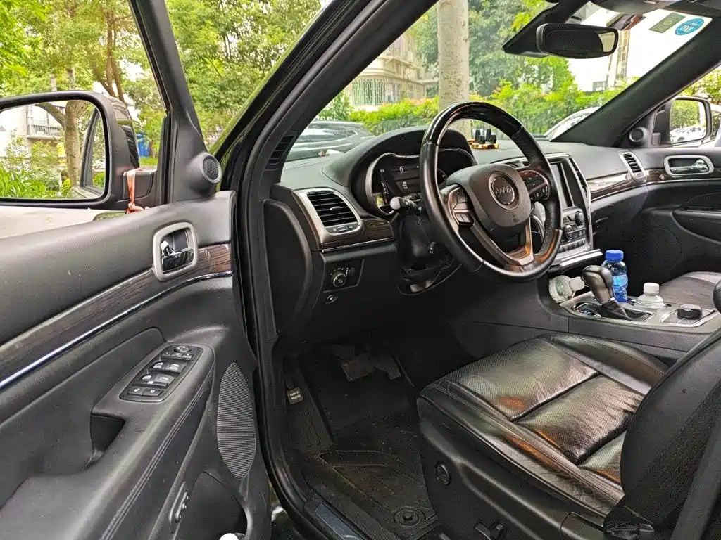 Jeep Grand Cherokee (Import) 2019 2017 3.6L Luxury Navigation Edition