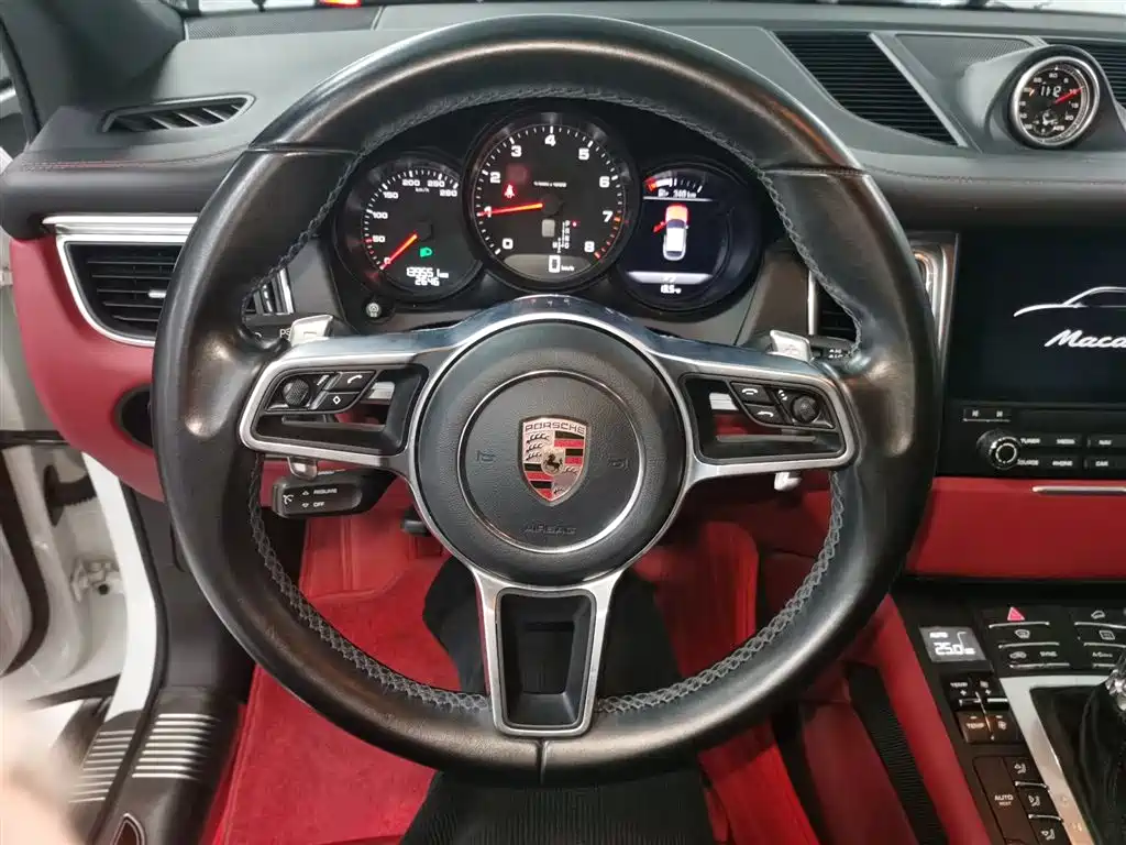 Porsche Macan 2017 Macan 2.0T фото 8