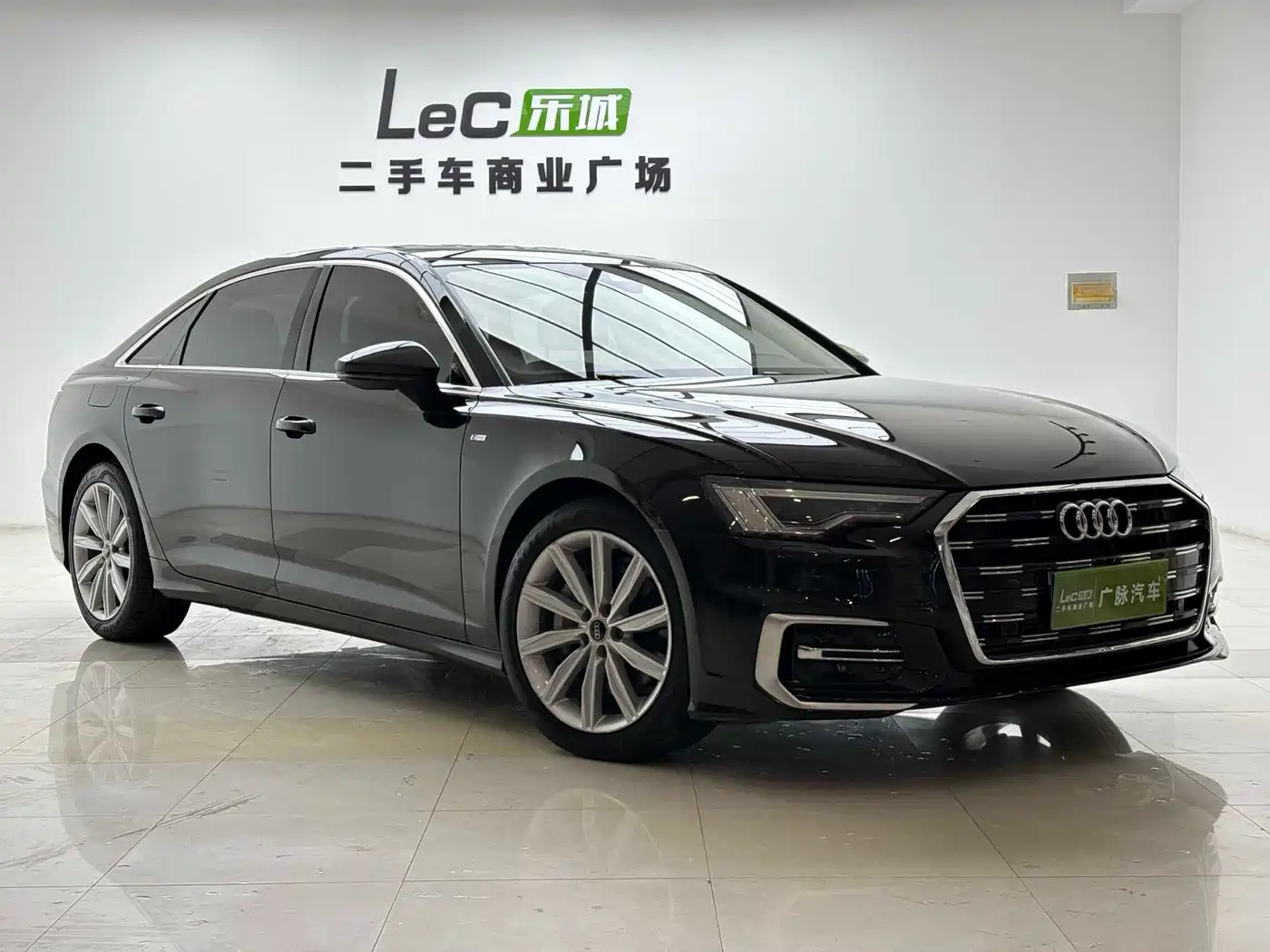 Audi A6L 2023 45 TFSI Premium Selection Dynamic фото 3
