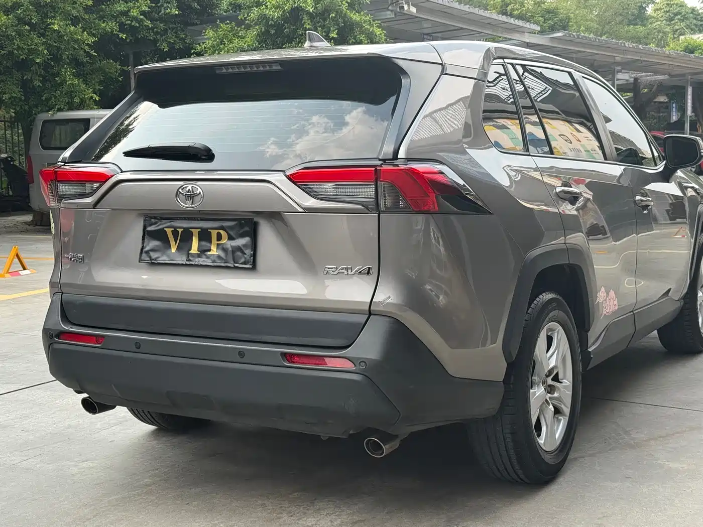 Фото 3 - Toyota RAV4 Rongfang