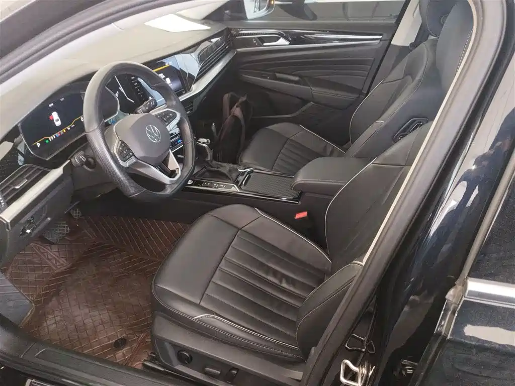Volkswagen Passat 2022 330TSI Starlight Elite Edition фото 15