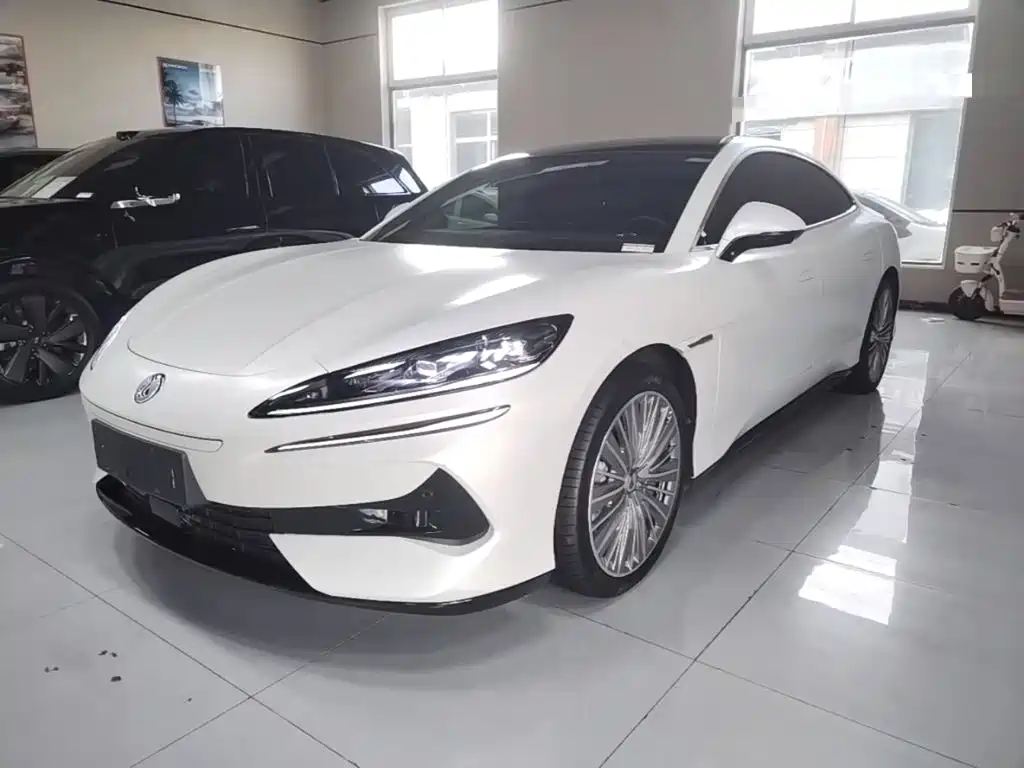 2025 Denza Z9