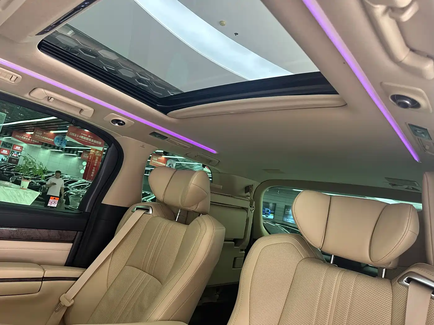 Toyota Alphard 2021 Hybrid 2.5L Premium фото 21