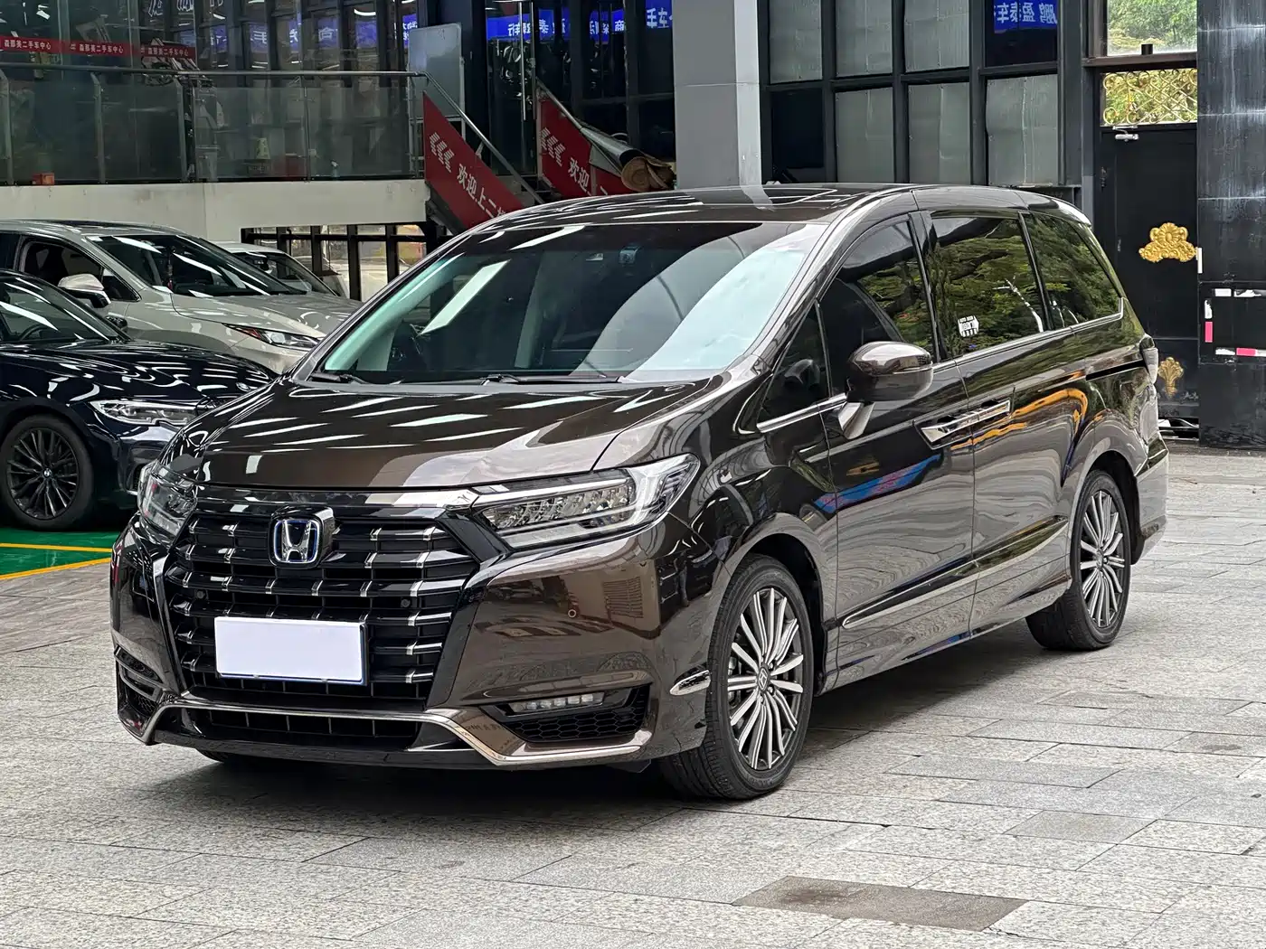 Honda Elysion 2022 2.0L e:HEV Luxury First Edition