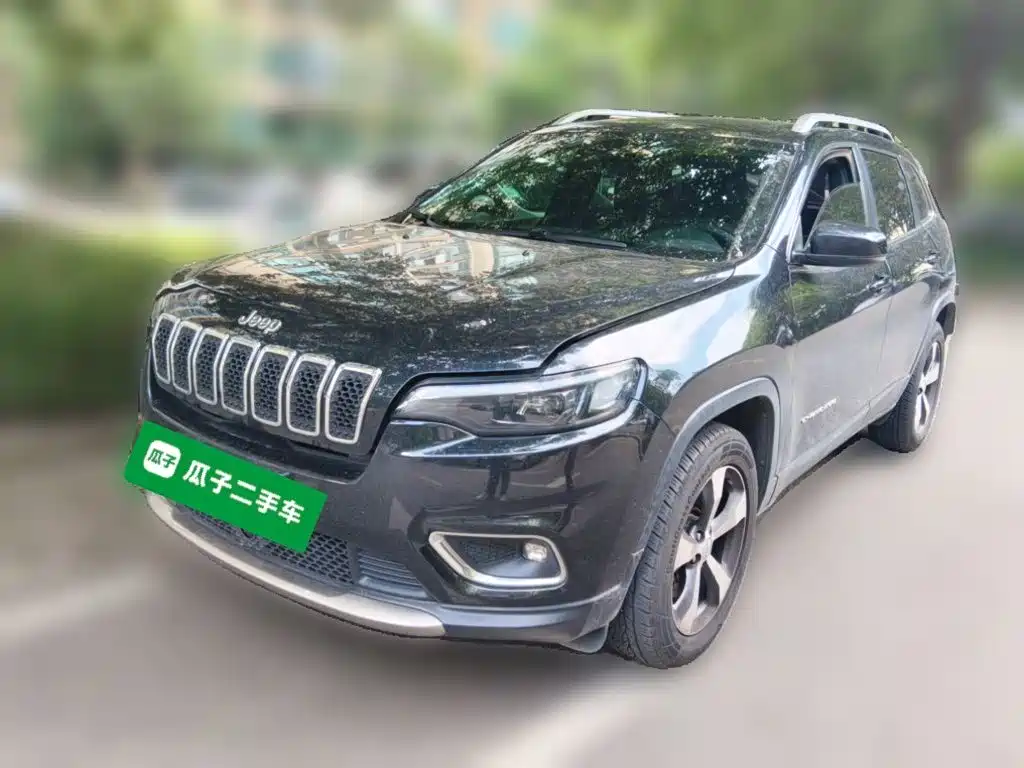 Jeep Cherokee 2019 2019 2.0T AWD Exploration Edition + Autonomous Driving Package (China V)