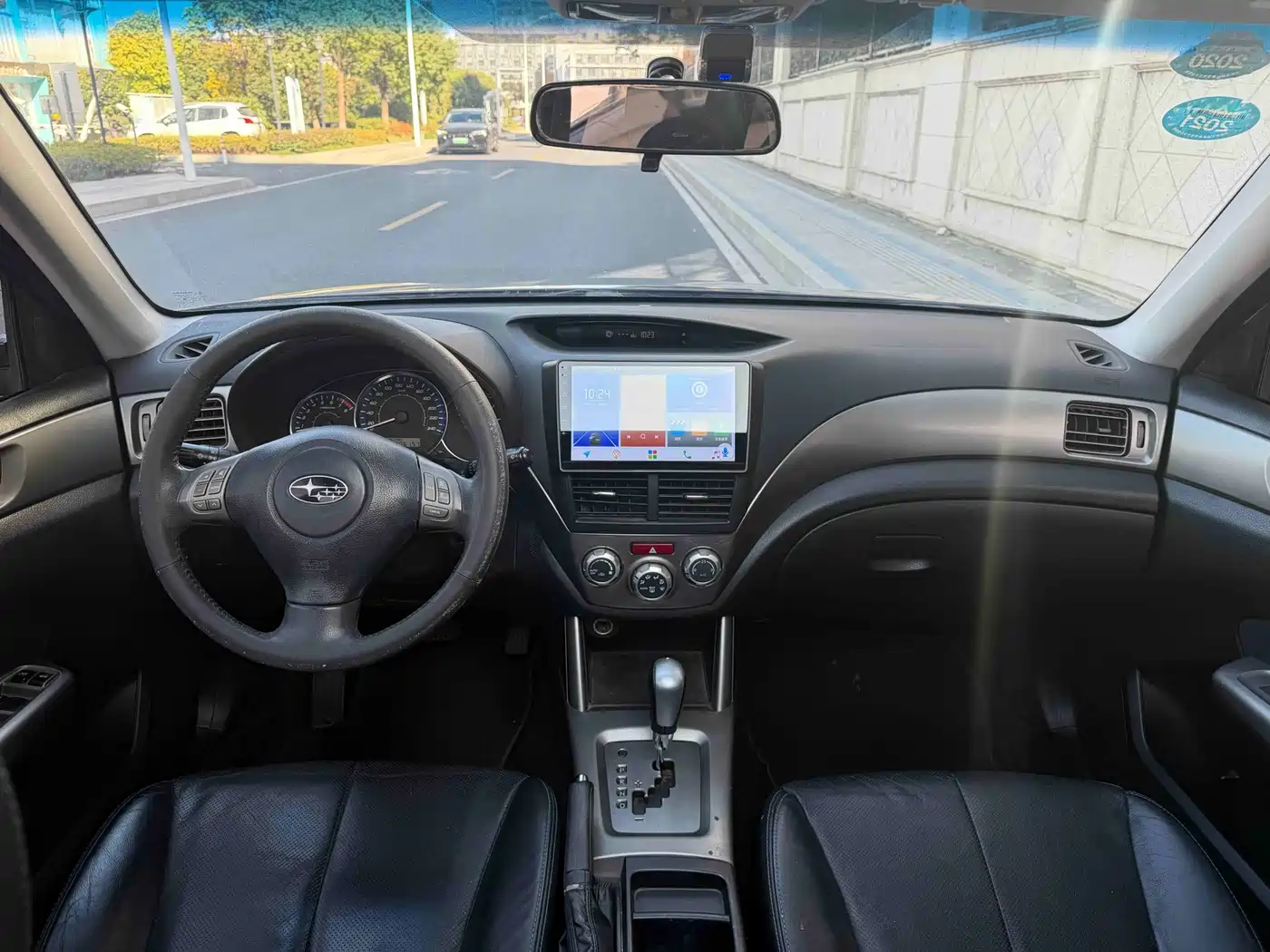 Subaru Forester 2010 2.0XS Automatic Luxury Edition фото 8