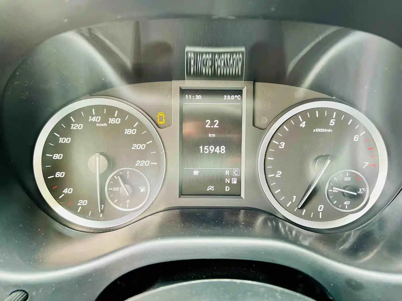 Mercedes-Benz Vito 2023 2.0T Elite 7-Seater фото 12