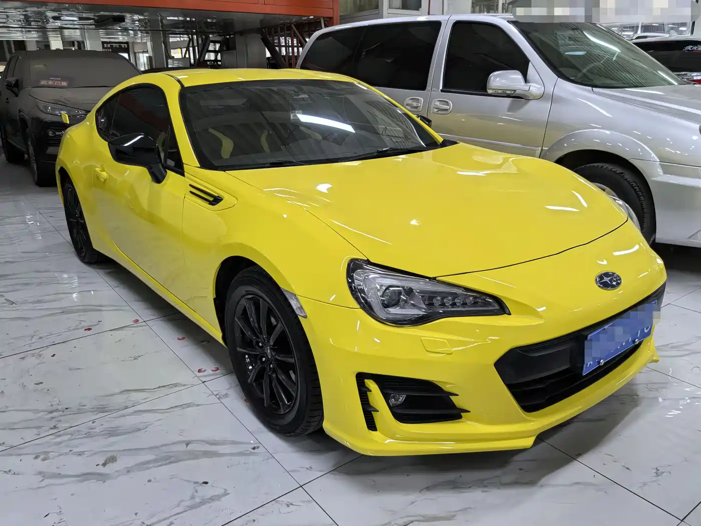 Subaru BRZ 2017 2.0i Automatic type-RS Yellow Special Edition фото 3