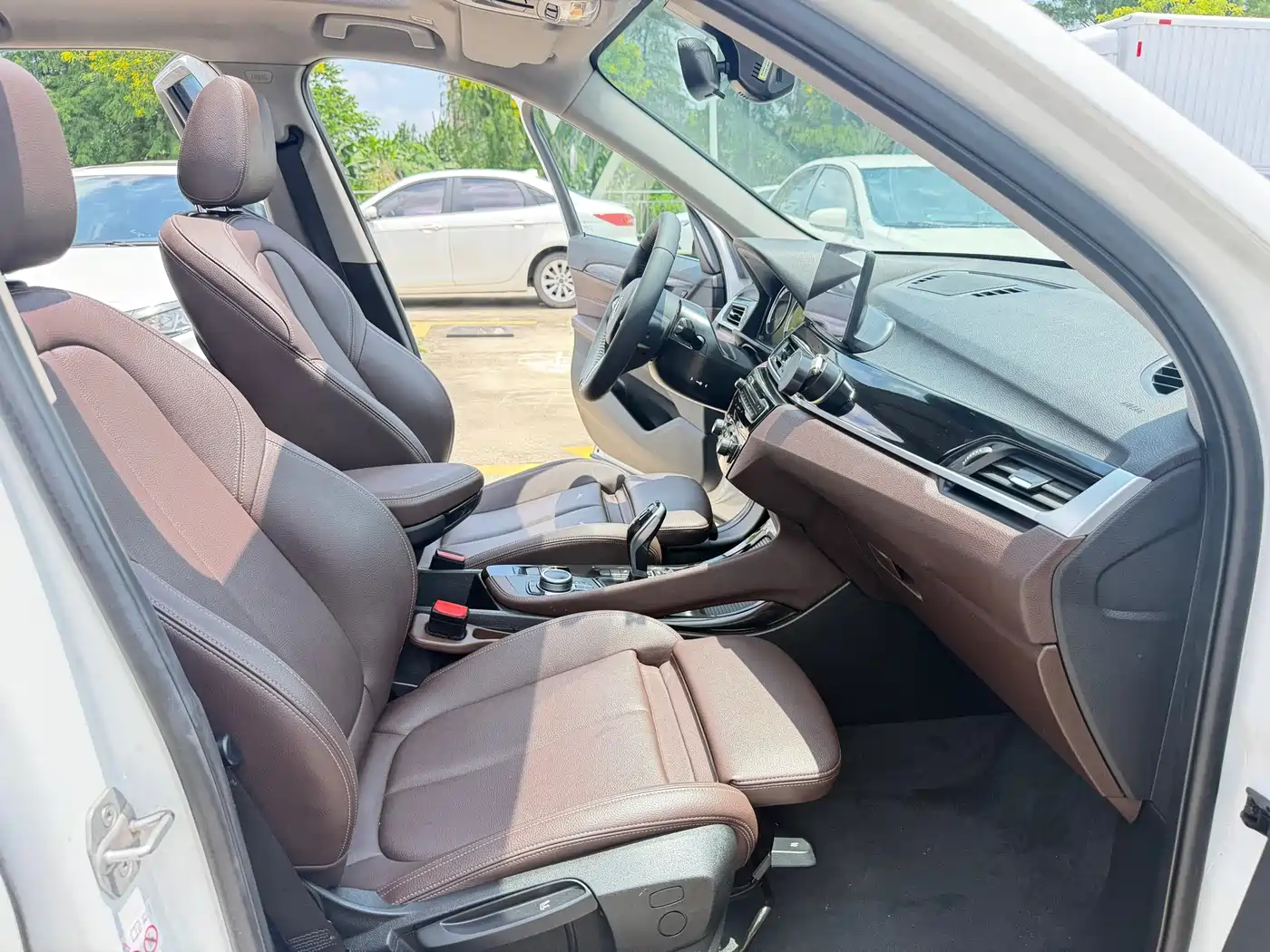 BMW X1 2022 sDrive20Li Premium фото 14