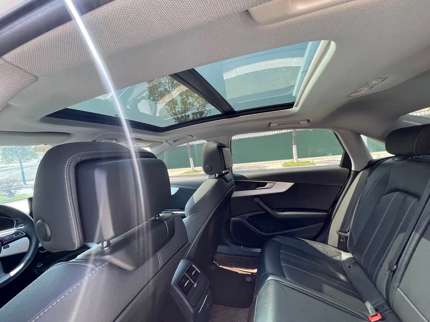 Audi A4L 2020 40 TFSI Fashion Dynamic Edition фото 9