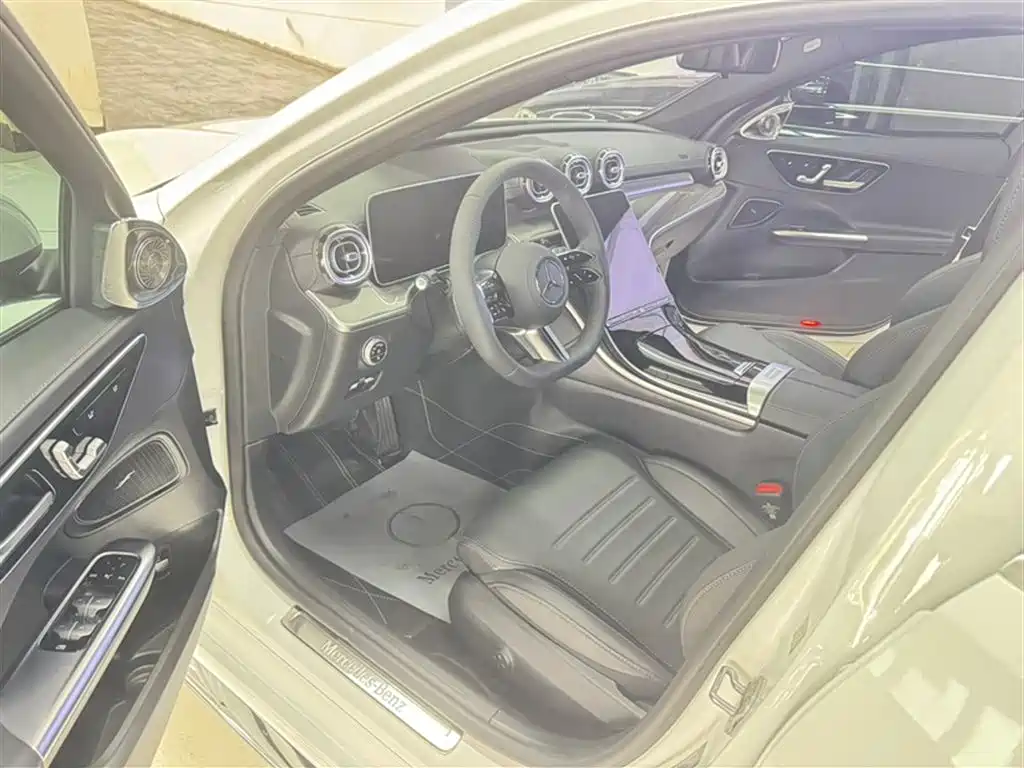 Mercedes-Benz C-Class 2025 Facelift C 260 L Sport Edition фото 10