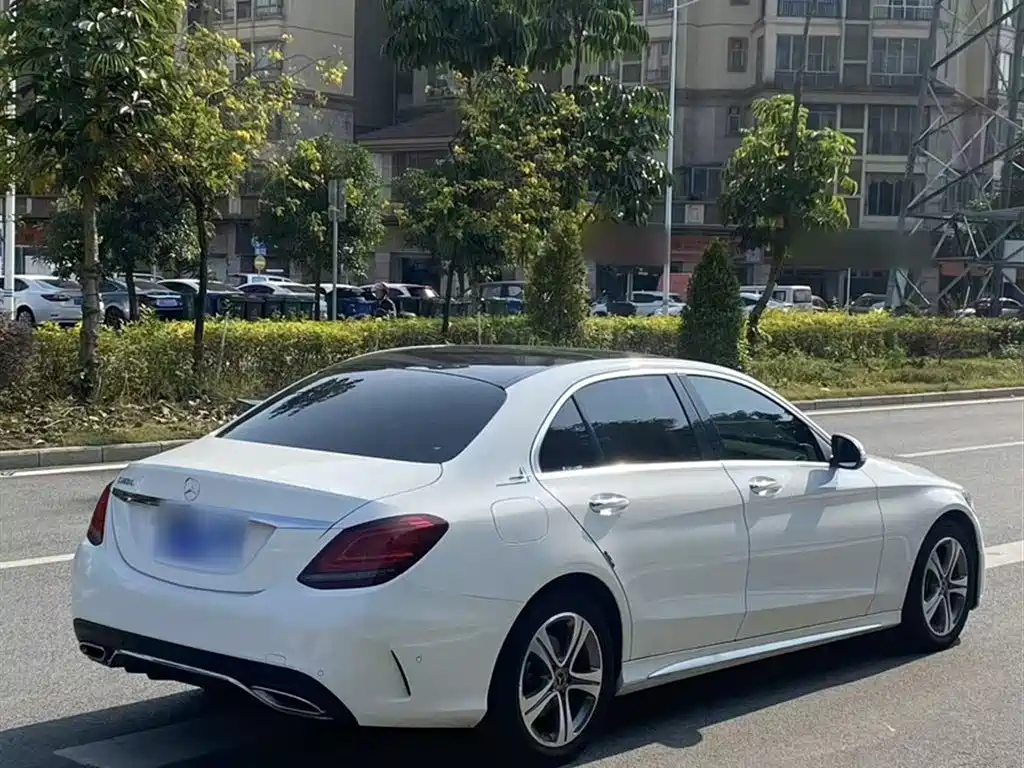 Mercedes-Benz C-Class 2019 Facelift C 260 L Sport фото 25