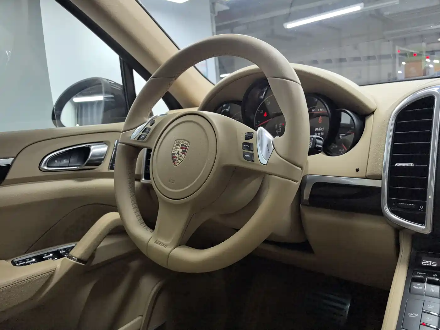 Porsche Cayenne 2011 Cayenne 3.0T фото 9
