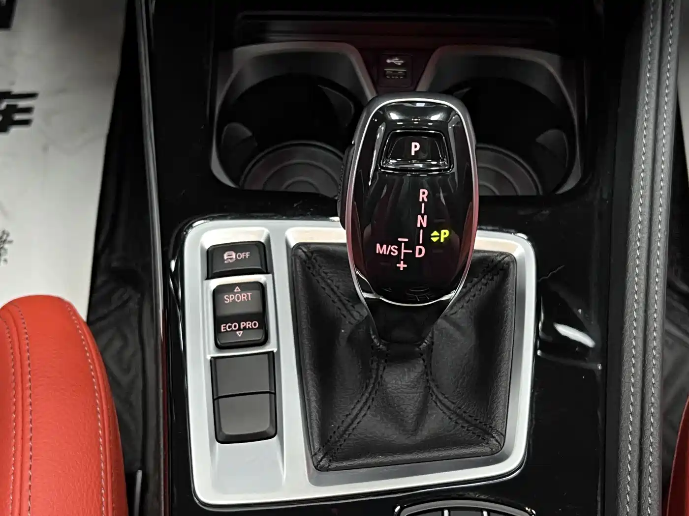 BMW 1 Series 2021 125i M Sport Black Night Edition фото 30