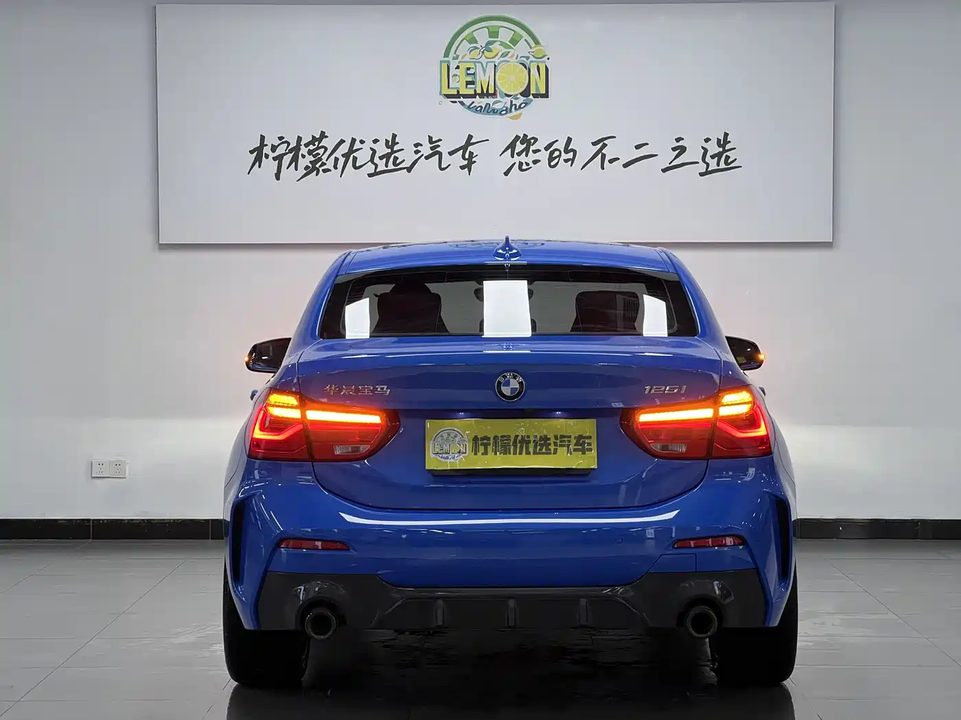 BMW 1 Series 2021 125i M Sport Black Night Edition фото 5