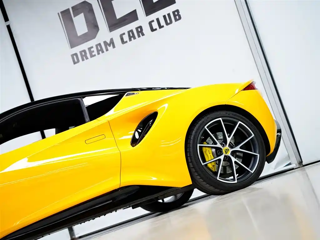 Lotus Cars EMIRA 2022 3.5T V6 Manual First Edition фото 22