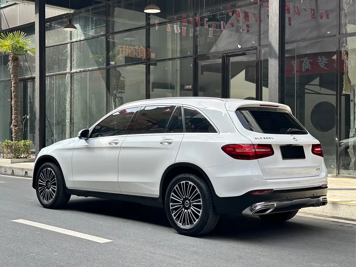 Mercedes-Benz GLC 2019 Model GLC 200 L 4MATIC фото 17
