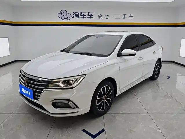 Roewe i5 2020 1.5L Manual 4G Connected Premium Flagship Edition