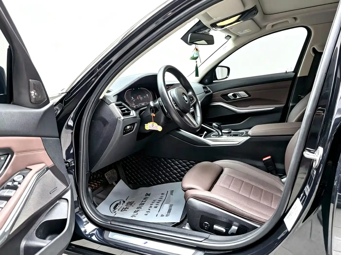 BMW 3 Series 2021 325Li M Sport Night Edition фото 5