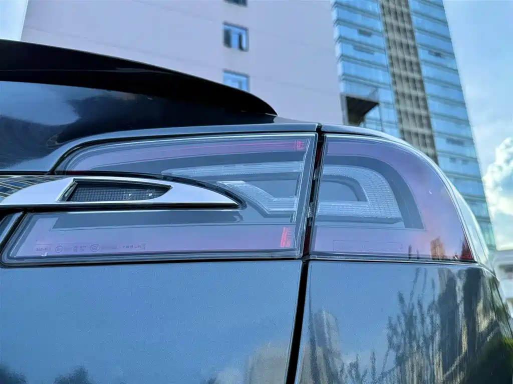 Tesla Model S 2019 2019 Long Range Version
