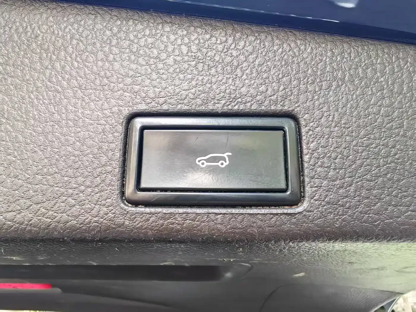 Volkswagen Touareg 2018 2017 3.0TSI Explorer Edition