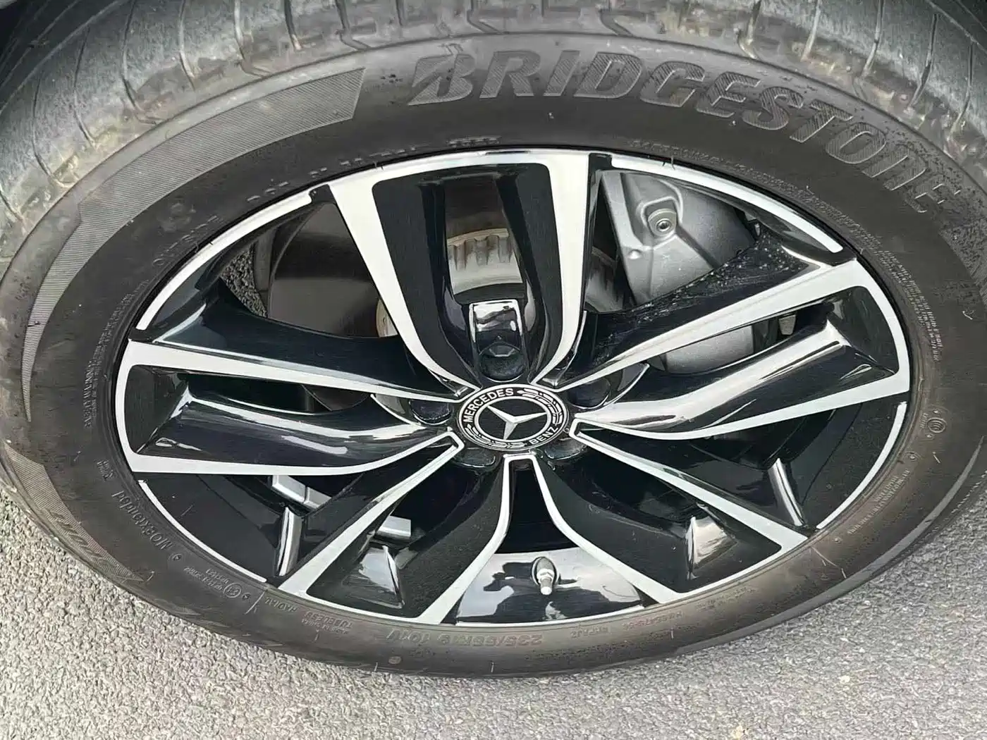 Mercedes-Benz GLC 2022 Model GLC 300 L 4MATIC Dynamic Edition фото 5