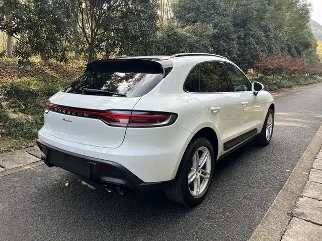Porsche Macan 2022 Macan 2.0T фото 11