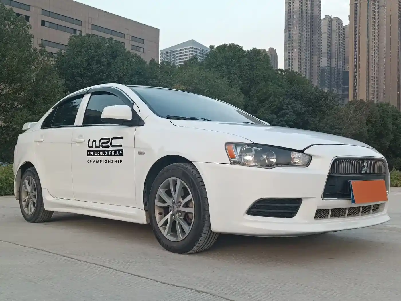 Mitsubishi Lancer EX 2012 1.8L Manual Charm Edition фото 3