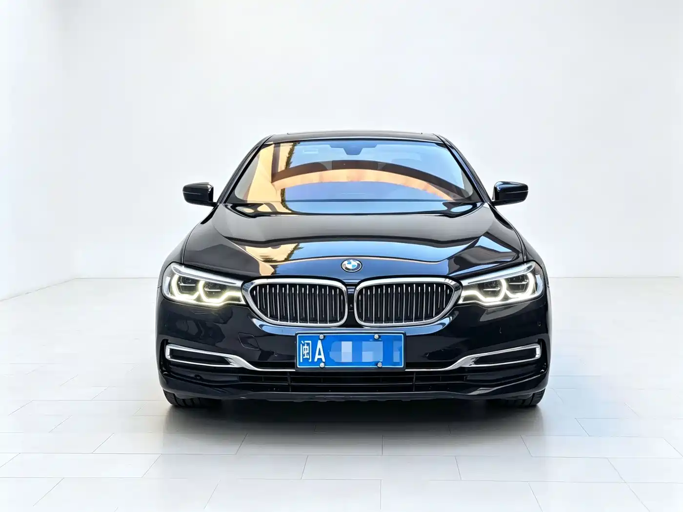 BMW 5 Series 2020 530Li Premium Luxury Package фото 2