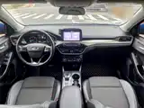 Фото 12 - Ford Focus