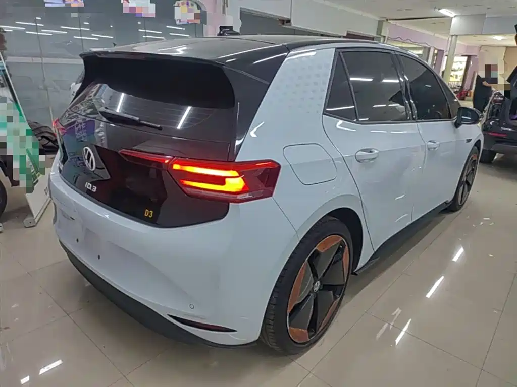 Volkswagen ID.3 2023 Upgraded Pure Intelligence Edition фото 7