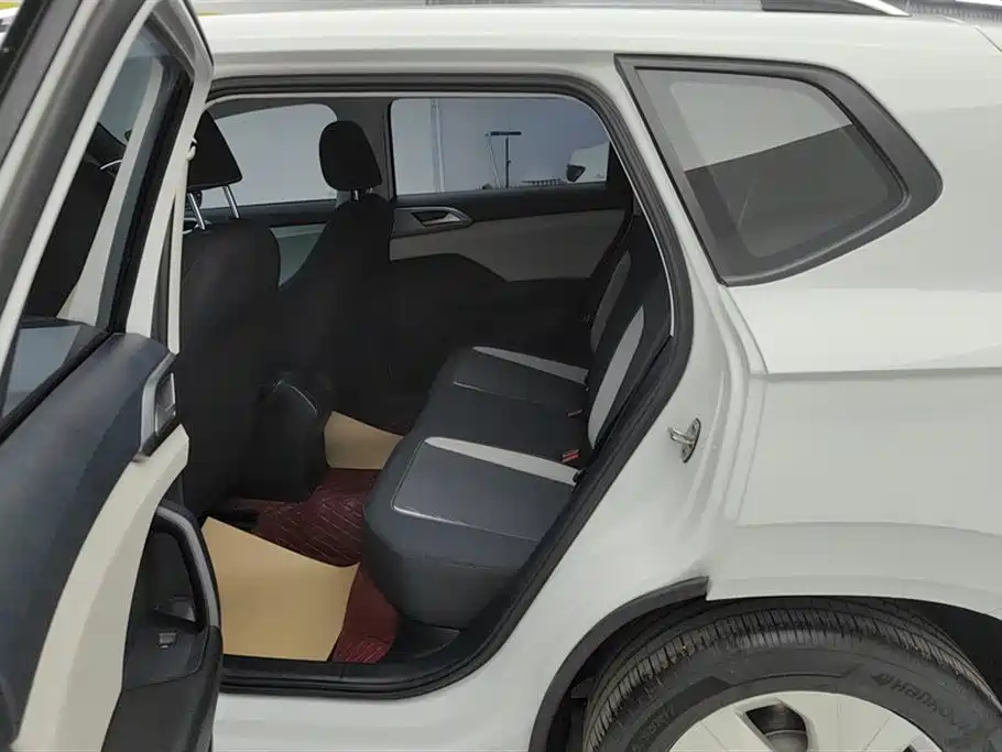 Volkswagen Tharu 2024 300TSI 2WD New Moon Edition фото 11