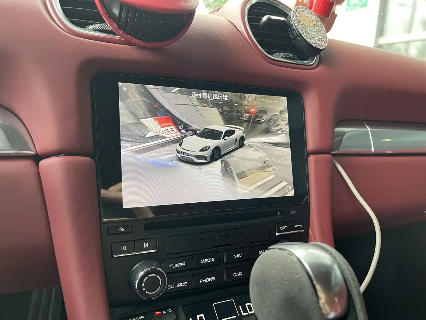 Porsche 718 2016 Cayman 2.0T фото 4