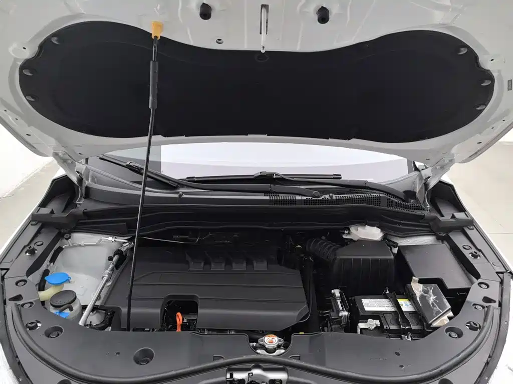 Haval M6 2023 2023 PLUS 1.5T Manual Luxury Smart Connect