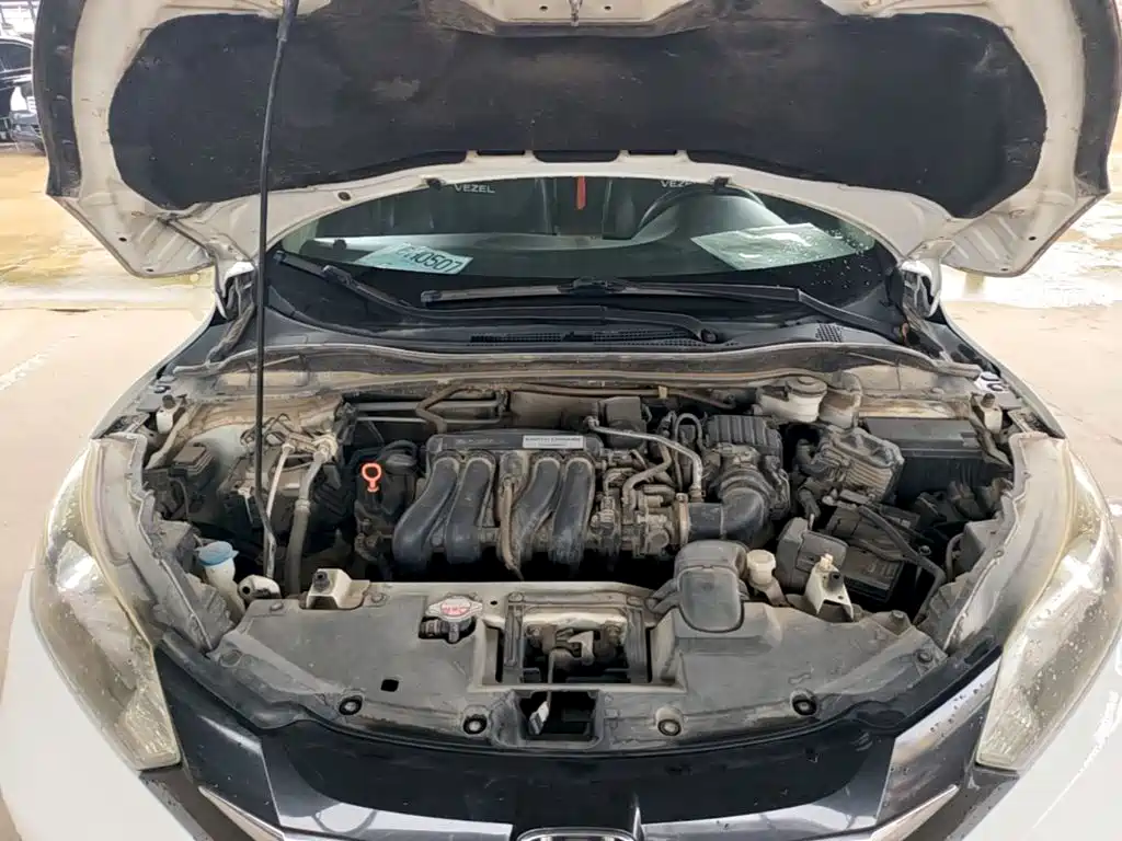 Фото 20 - Honda Vezel